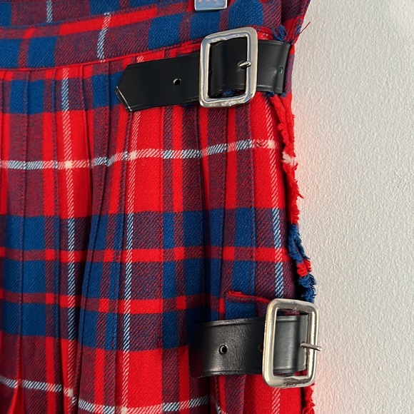 Beautiful Vintage Kilt, Tartan, size 12, 41” long - Picture 2 of 11